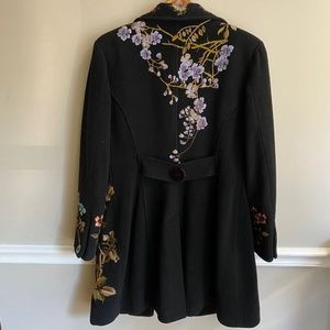Stunning Vintage Embroidered Wool/Cashmere Coat by XOXO Floral Botanical Medium